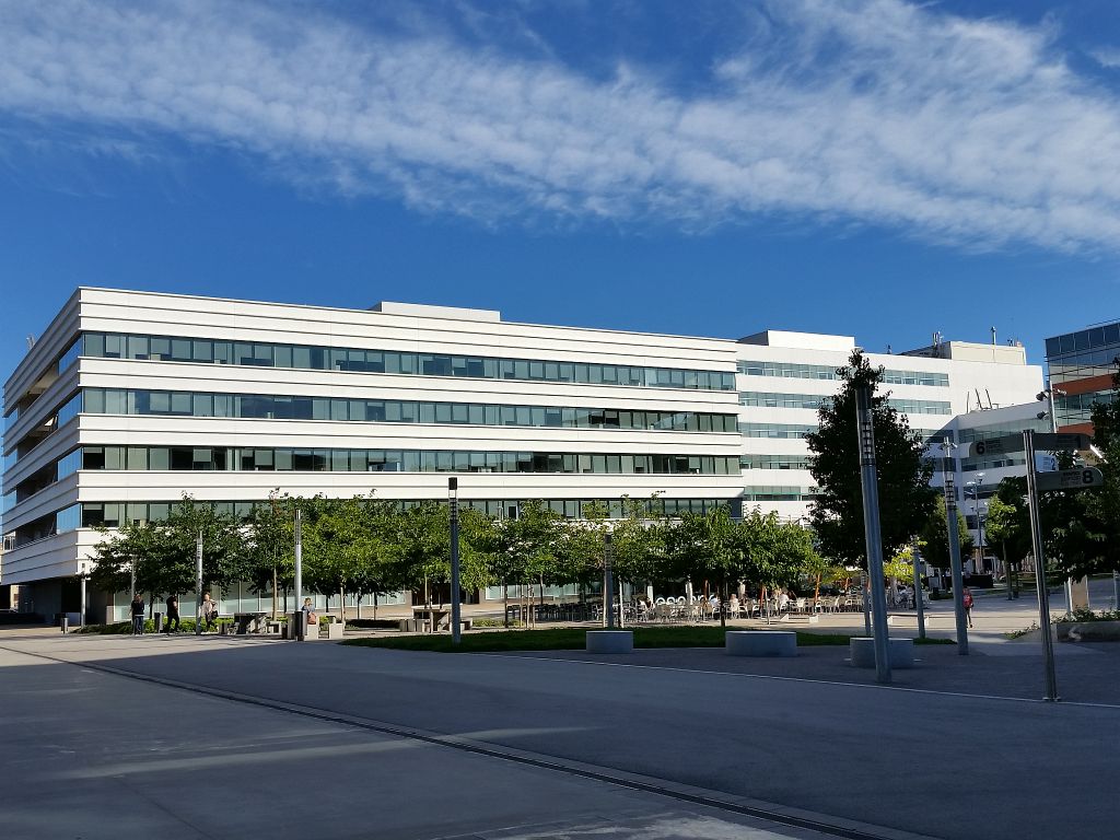Oficina de alquiler en Almeda - El Corte Inglés, Cornellà ...