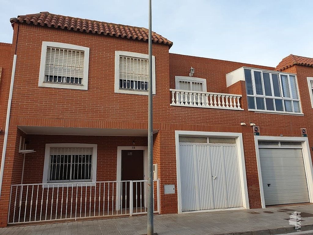 Foto 1 de Piso en venta en La Cañada-Costacabana-Loma Cabrera-El Alquián de 4 habitaciones con terraza