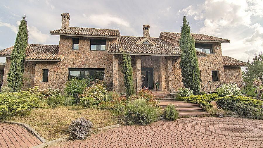 Venta de casa en Hoyo de Manzanares · mg100 - yaencontre