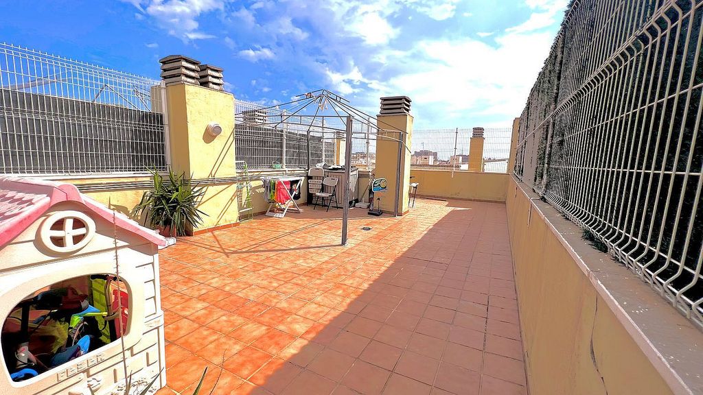 Venta de ático en San Gabriel, Alicante · 102840246 yaencontre