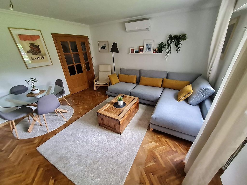 Venta de piso en Alameda de Osuna, Madrid · 104378633 yaencontre