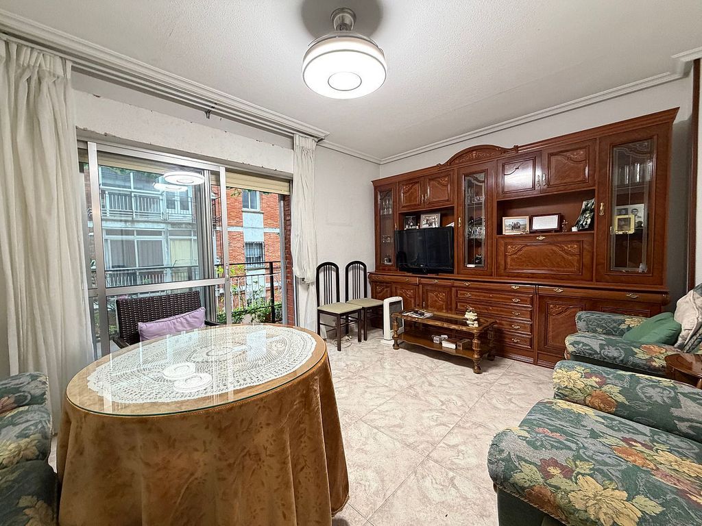 Venta de piso en Plasencia · 110593954 - yaencontre