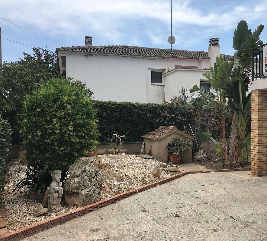 Chalet En Venta En Les Brises De Calafell Segur De Dalt Calafell