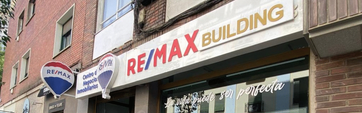 RE/MAX BUILDING