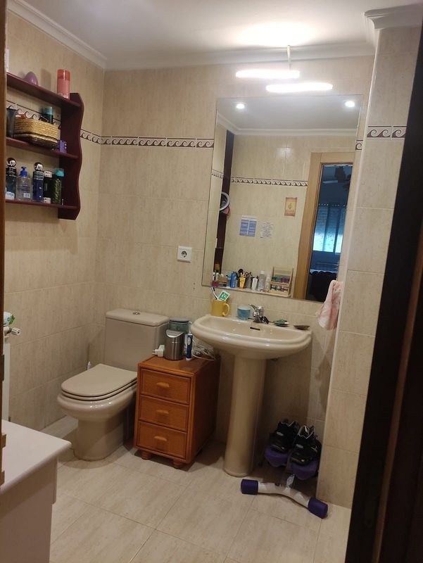 Piso en venta en la victoria - el cabildo en valla