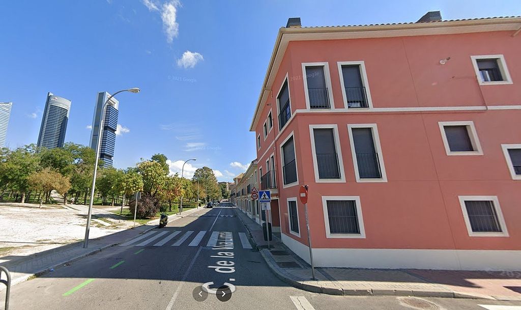 Bajo en alquiler en almenara en madrid