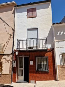 Foto 1 de Casa adosada en Valdepeñas de Jaén
