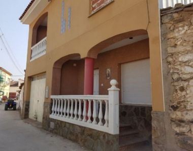 Foto 1 de Casa adossada a Zarza de Montánchez