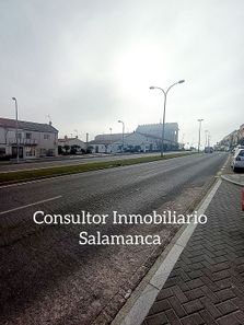 Foto 2 de Nau a calle De Saavedra y Fajardo a Tormes - La Vega, Salamanca