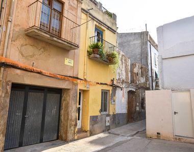 Foto 1 de Casa adossada a calle Vilanova a Remolins - St Jaume, Tortosa