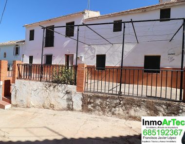 Foto 1 de Casa adosada en calle Delicias en Illora