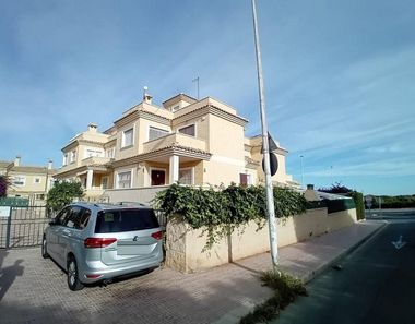 Foto 1 de Casa adosada en calle Maladeta, Los Balcones - Los Altos del Edén, Torrevieja