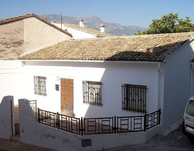 Foto 2 de Casa adossada a calle Vicente Blasco Ibáñez a Alqueria d´Asnar (l´)