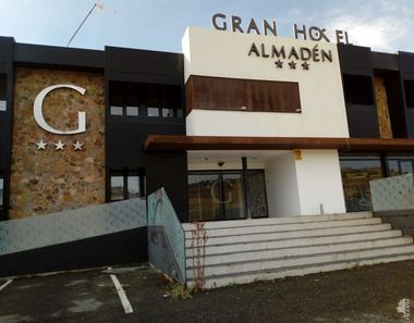 Foto 1 de Edificio en Almadén