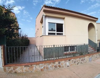 Foto 2 de Casa en calle Valdercebras en Villaminaya