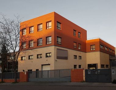 Foto 2 de Edificio en calle Belfast, Rejas, Madrid