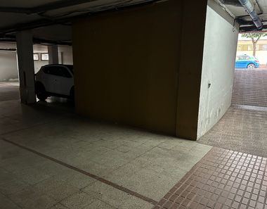 Foto 1 de Garaje en calle Juan Sebastián Elcano, Los Remedios, Sevilla