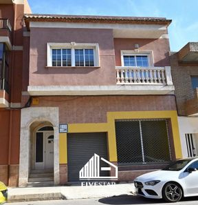 Foto 1 de Casa adossada a calle Alzira a Catadau