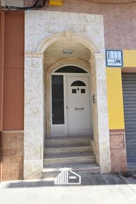 Foto 2 de Casa adosada en calle Alzira en Catadau