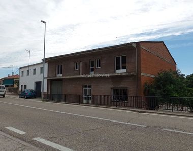 Foto 1 de Edifici a travesía Ramón y Cajal a Cerezo