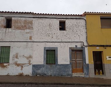 Foto 1 de Casa adossada a calle Soledad a Arroyo de la Luz