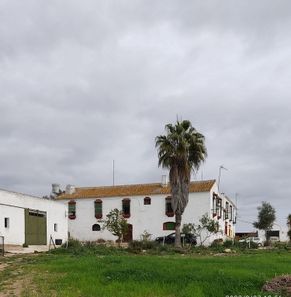 Foto 1 de Casa rural en calle Ruta Paisajistica de la Puebla de Los Infantes Km en Lora del Río
