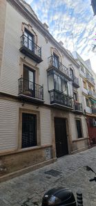 Foto 1 de Piso en calle Azafrán, Santa Catalina, Sevilla