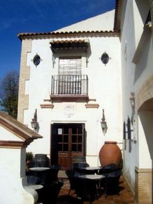 Foto 2 de Edifici a Castilblanco de los Arroyos