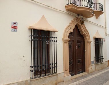 Foto 1 de Casa a calle Joanot Martorell a Estivella