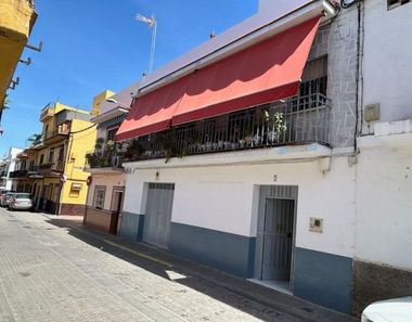 Foto 1 de Casa adosada en calle Torresandino, Torreblanca, Sevilla