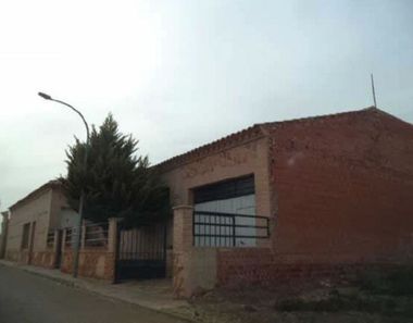 Foto 1 de Casa en avenida Virgen del Rosario en Valenzuela de Calatrava