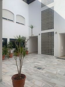 Foto 1 de Oficina a avenida Condes de San Isidro a Zona Puerto Deportivo, Fuengirola