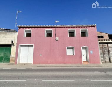Foto 1 de Casa a avenida De Huesca a Sena (Huesca)