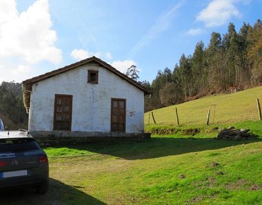 Foto 2 de Casa rural en calle Muriegana en Castrillón