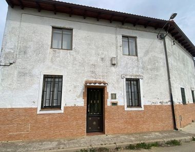 Foto 2 de Casa a calle Matadero Viejo a Osorno la Mayor