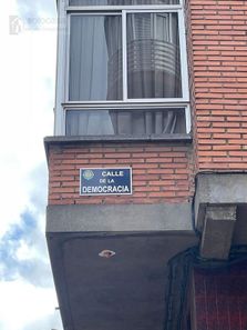 Foto 1 de Traster a calle De la Democracia a Hospital, Valladolid