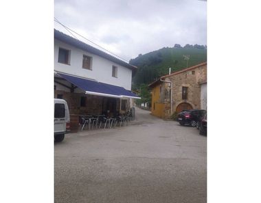 Foto 1 de Local a Santiurde de Toranzo