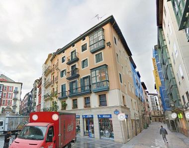Foto 2 de Piso en Casco Viejo, Bilbao