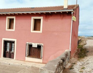 Foto 1 de Casa adossada a carretera Fuencaliente a Valle de Valdelucio