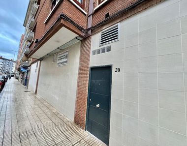Foto 2 de Trastero en calle Guipúzcoa, Pumarín, Gijón