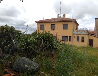 Foto 2 de Casa rural en calle Casasola de la Encomienda en Garcirrey