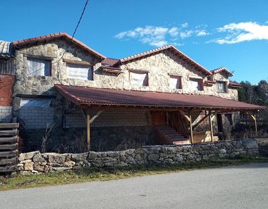 Foto 1 de Edificio en carretera Venta del Obispo en Navarredonda de Gredos