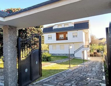 Foto 2 de Casa adosada en calle De Rioboo, Salgueira - O Castaño, Vigo