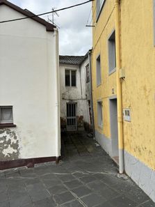 Foto 1 de Casa adossada a calle Principe a Ortigueira