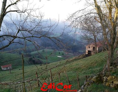 Foto 1 de Casa rural en calle Diseminado Solorz en Solórzano