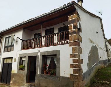 Foto 2 de Casa en barrio Calga en Anievas