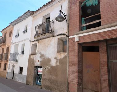 Foto 2 de Casa en calle Tamarite en Binéfar