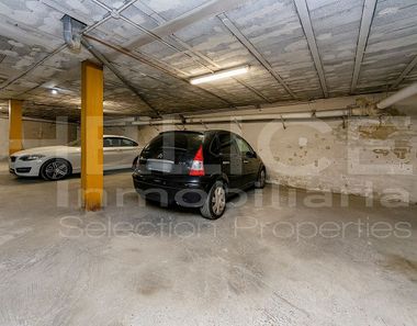 Foto 2 de Garaje en calle Del Doctor Serrano, Russafa, Valencia