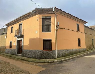 Foto 1 de Casa adosada en calle Rosario en Tordehumos