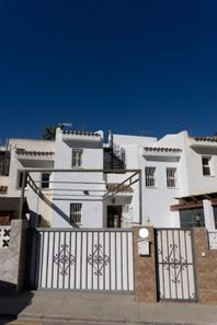 Foto 1 de Casa adossada a Alfaz del Pi Pueblo-Urbanizaciones, Alfaz del pi / Alfàs del Pi